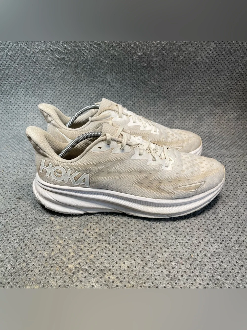 Hoka One One Clifton 9 Running Shoes Size 11.5 Women’s